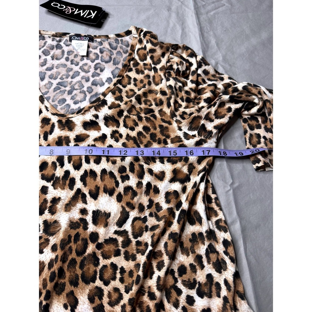 Kim & Co Leopard Print V-Neck Tunic Top Brown 3/4 Sleeve Stretch Jersey NWT M - Picture 3 of 5